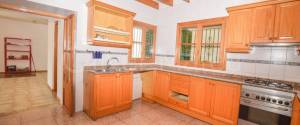 MALLORCAN HOUSE WITH GARAGE, TERRACE AND 1,075 M² PLOT IN ESTABLIMENTS