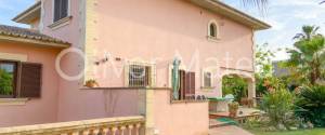 VILLA FOR SALE IN SA RAPITA CLOSE TO THE SEA