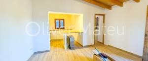 VILLA WITH HOLIDAY RENTAL LICENSE, TWO GUEST HOUSES AND HORSE STABLES
