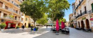 UNIQUE BUILDING IN PLAÇA D’ESPANYA – A ONE-OF-A-KIND OPPORTUNITY TO CREATE A HOME OR BUSINESS