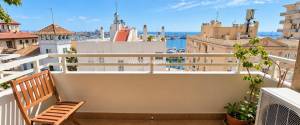 PENTHOUSE WITH VIEWS OF THE SEA, PORT, AND PALMA CATHEDRAL - Second line from the Promenade