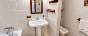 PENTHOUSE WITH VIEWS OF THE SEA, PORT, AND PALMA CATHEDRAL - Second line from the Promenade