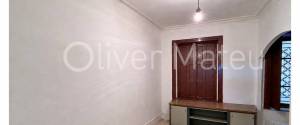 GROUND FLOOR TO RENOVATE IN THE HEART OF THE OLD TOWN