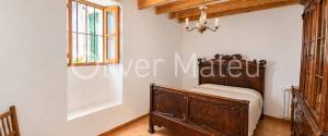 OPORTUNIDAD CASA MALLORQUINA EN SELVA CON PATIO-TERRAZA Y GARAJE PROPIO