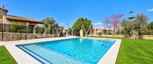 CHALET UNIFAMILIAR CON GARAGE, PISCINA Y JARDÍN EN SINEU