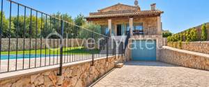 CHALET UNIFAMILIAR CON GARAGE, PISCINA Y JARDÍN EN SINEU