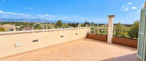 CHALET UNIFAMILIAR CON GARAGE, PISCINA Y JARDÍN EN SINEU