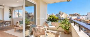 PISO RECIÉN REFORMADO CON TERRAZA JUNTO AL CLUB DE TENIS DE SANTA CATALINA